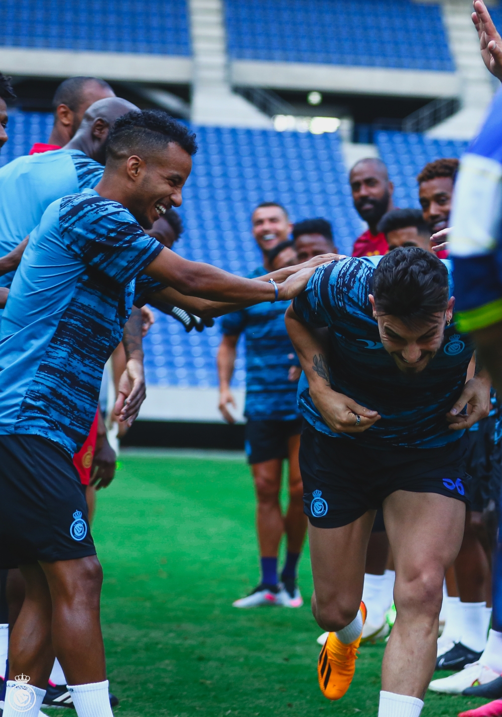 تيليس ينطلق مع النصر 