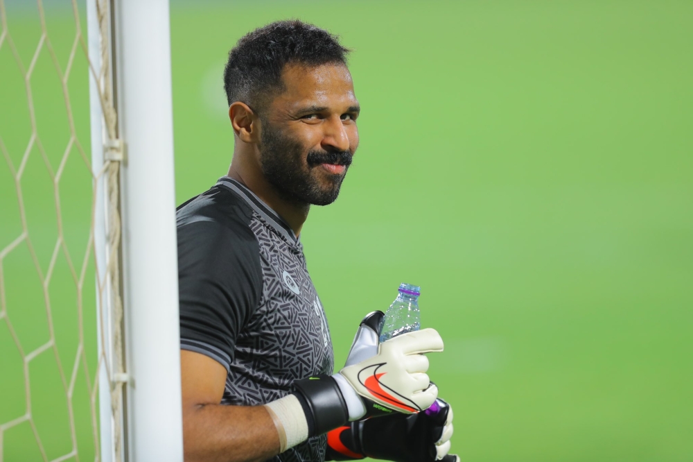 العويس يغيب عن تدريبات الهلال