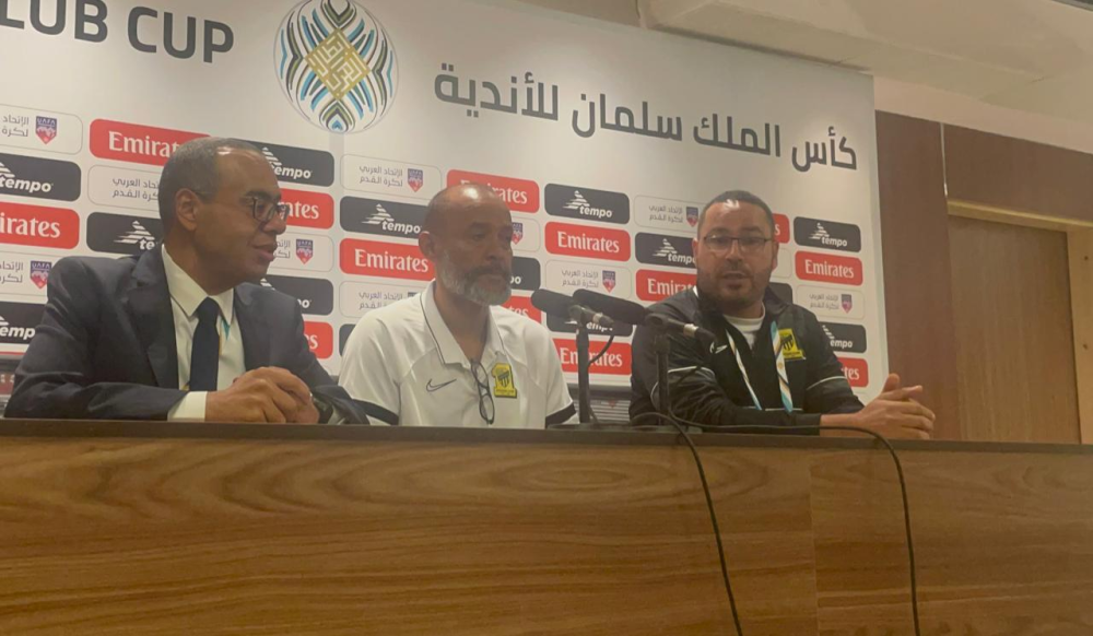نونو سانتو: الترجي خصم صعب وضيق أمامنا المساحات