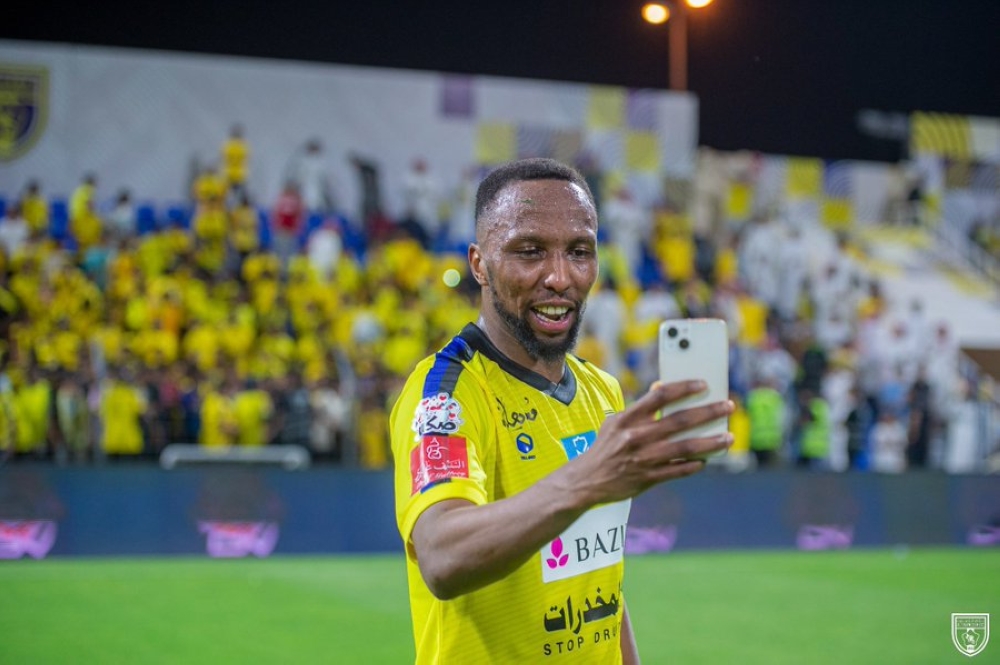 التعاون يمنح الضوء الأخضر لـ كادش للرحيل إلى الاتحاد