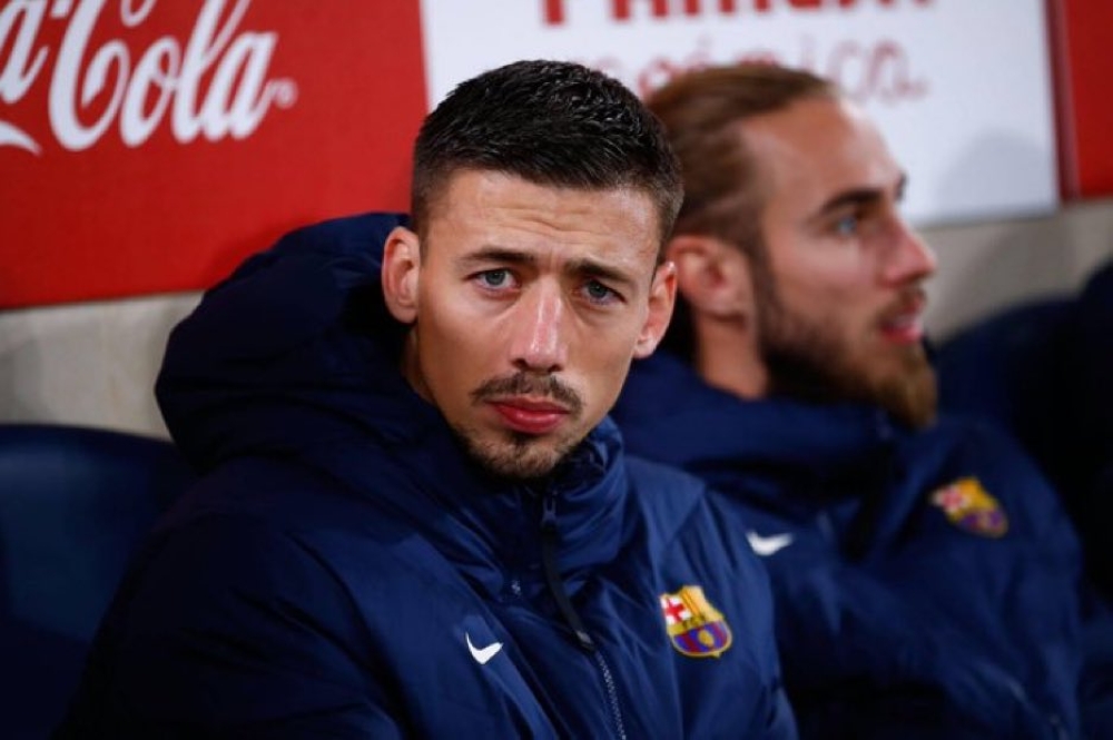النصر يقترب من لينغليت مدافع برشلونة