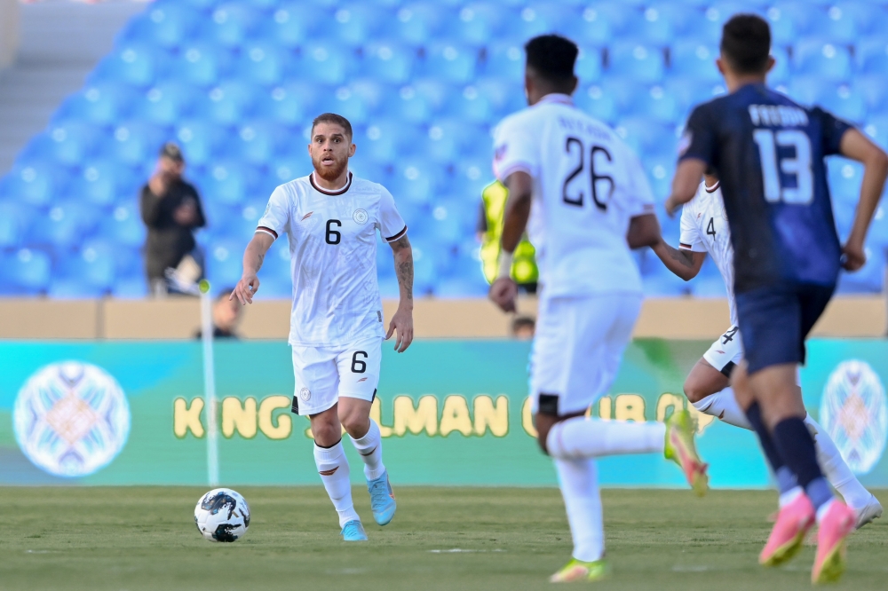 العضو الذهبي للشباب يكافئ كويلار وصبياني