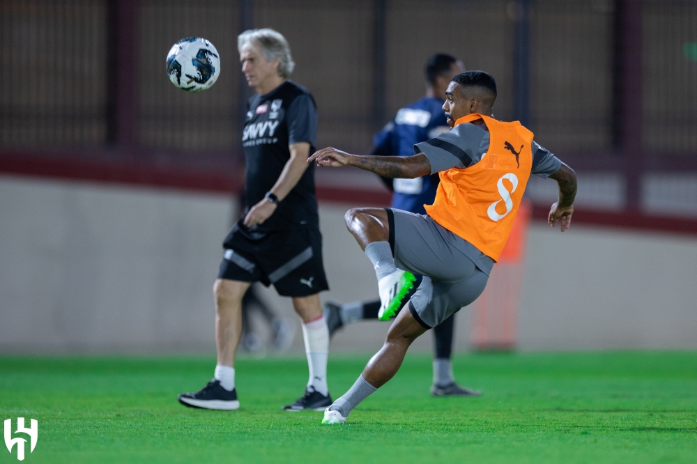 بتدريبات متنوعة وشرح من جيسوس.. الهلال جاهز للكلاسيكو أمام الاتحاد