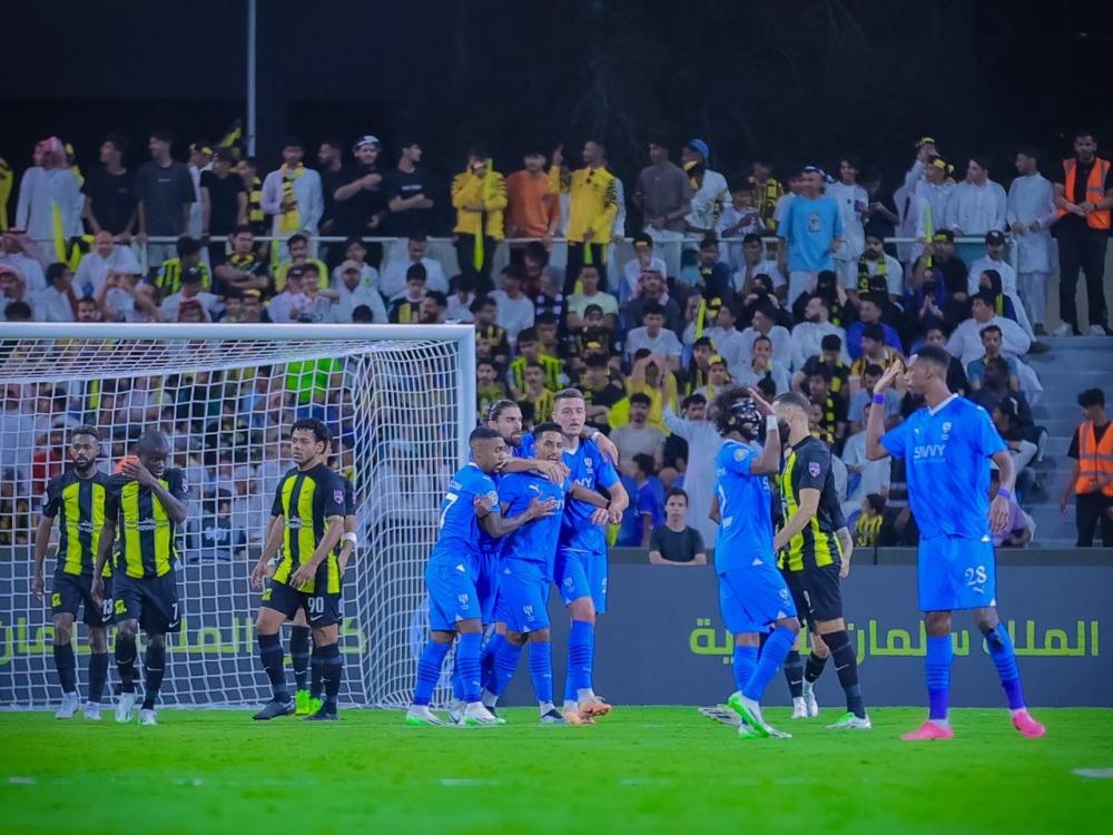 سالم الدوسري يسجل في شباك الإتحاد بكل البطولات