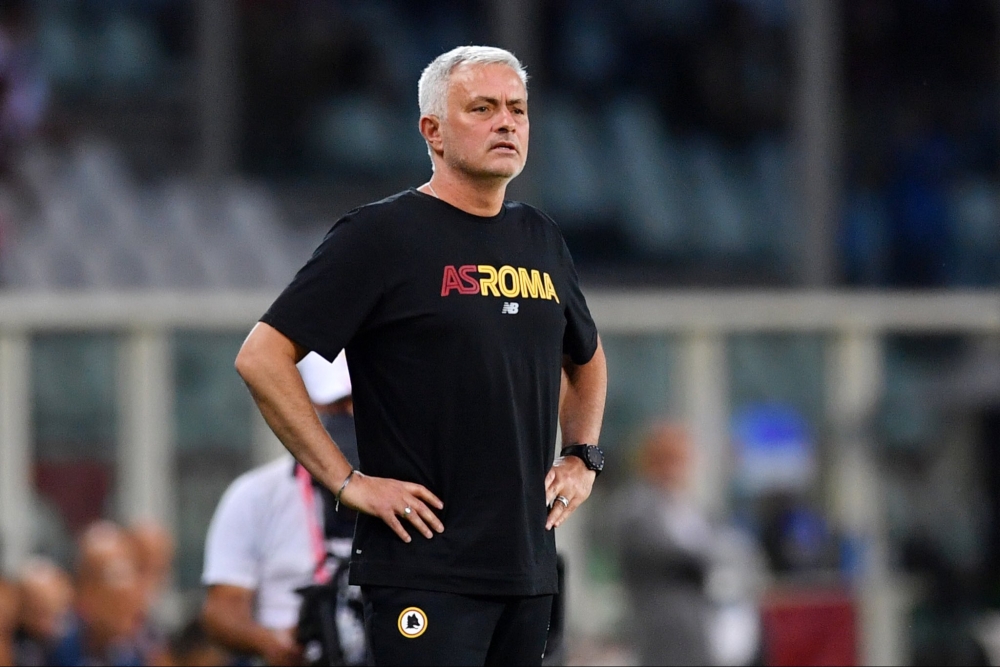 مورينيو: تلقيت عرضين من الهلال والأهلي