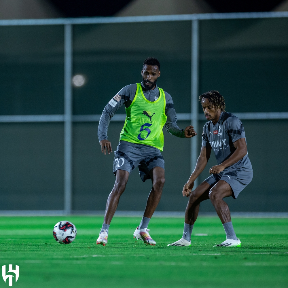 قبل مواجهة النصر.. العويس يمنح جيسوس الأمل