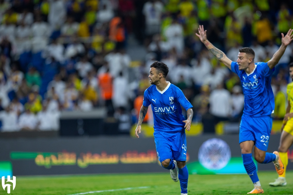 لأول مرة.. ميشايل يزور شباك النصر