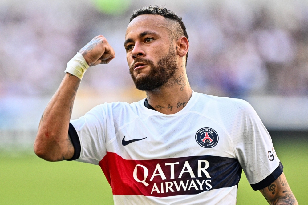اتفاق الهلال مع نيمار.. حديث العالم!