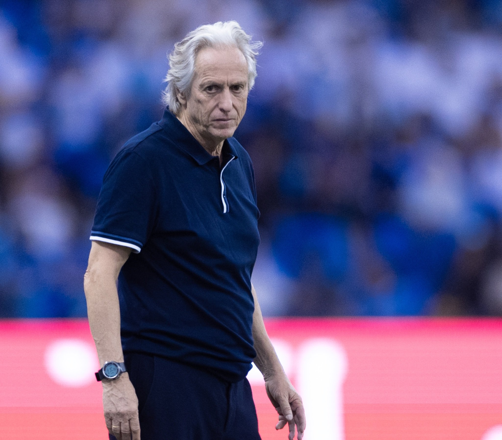 مصير الجبهة اليسرى بالهلال.. جيسوس حسم الأمر