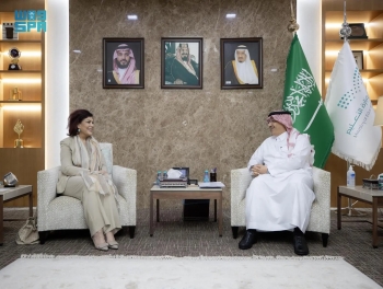 وزير التعليم خلال مباحثاته مع السفيرة العراقية - واس