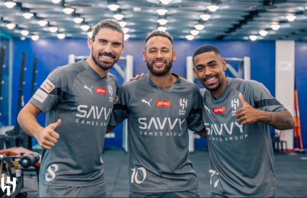 نيمار يسابق الزمن للحاق بمواجهة الاتحاد
