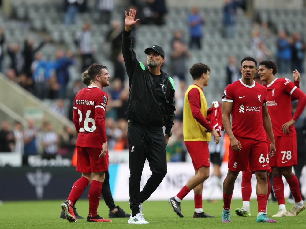 ليفربول يخشى من صحوة أستون فيلا بالدوري الإنجليزي