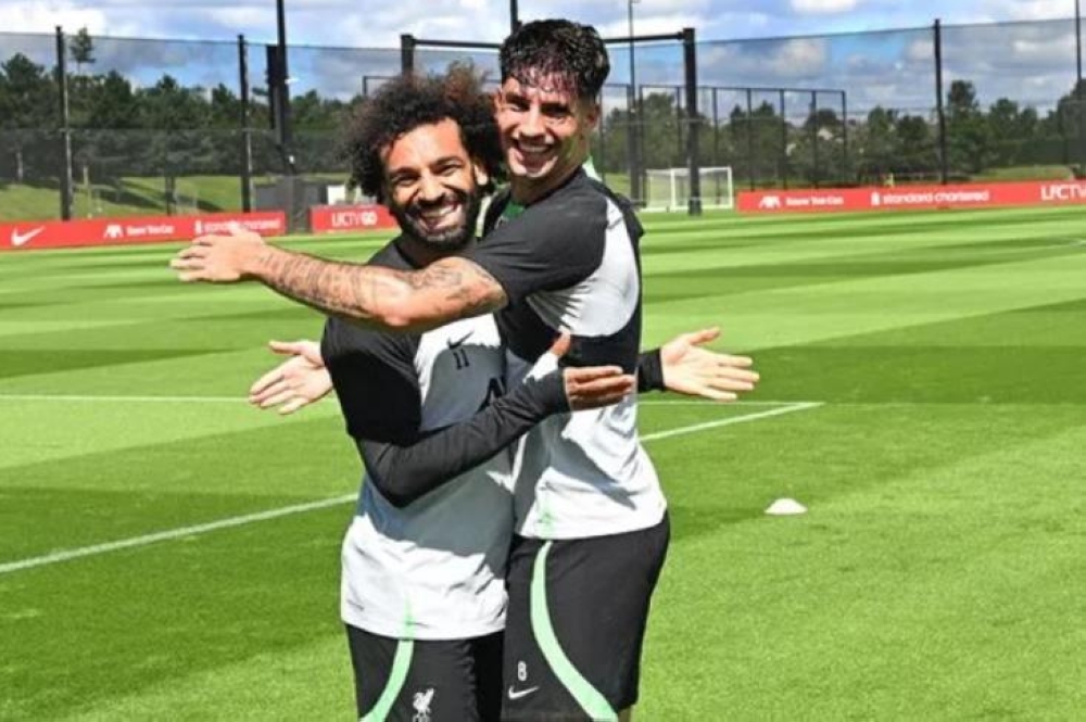 لاعب ليفربول: صلاح يريد الاستمرار معنا