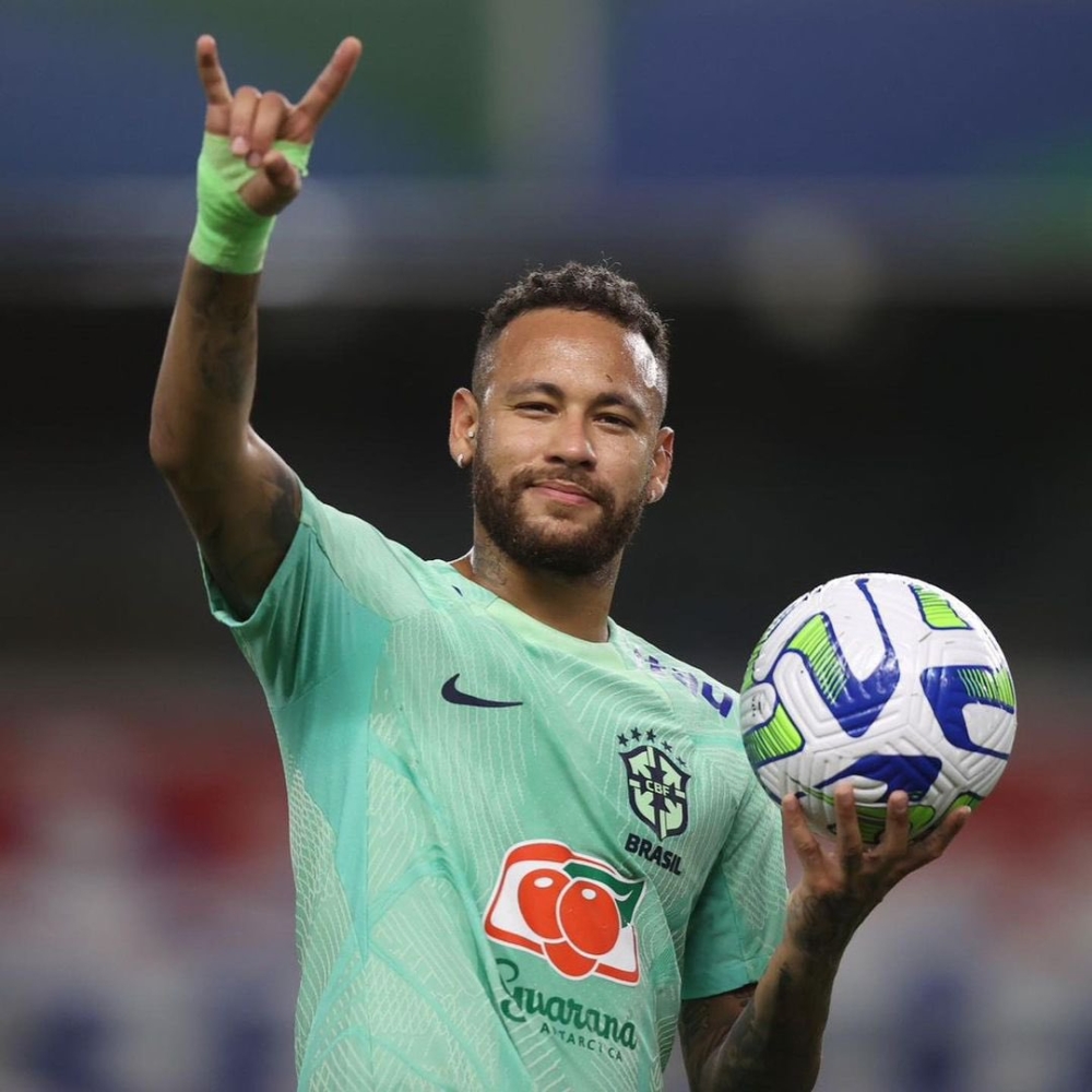 فيديو.. نيمار يستعيد جاهزيته مع المنتخب البرازيلي
