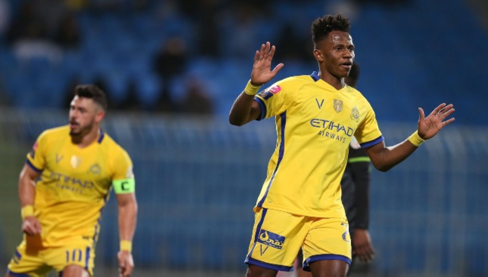 عبد الفتاح آدم ينتقل من النصر إلى التعاون - عاجل