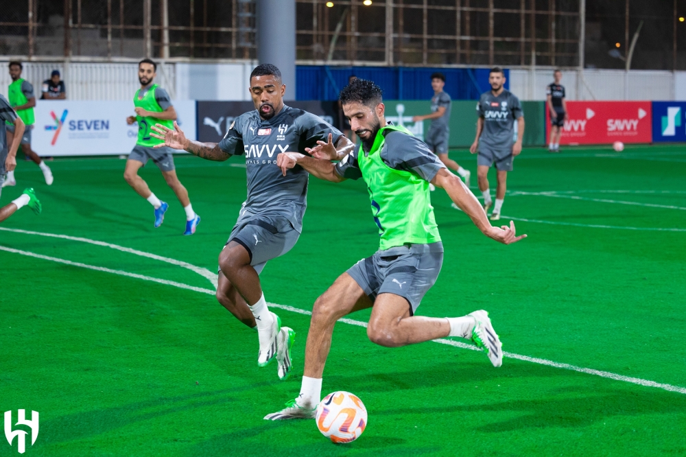 بعودة المالكي بعد غياب.. الهلال يعود إلى التدريبات