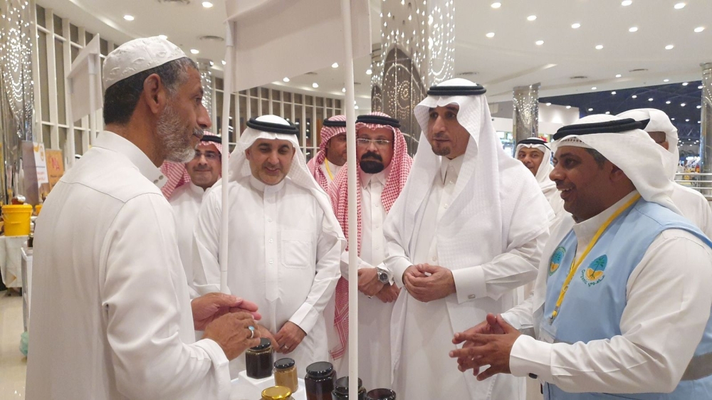 إنتاج كمية كبيرة وعالية الجودة من العسل- اليوم