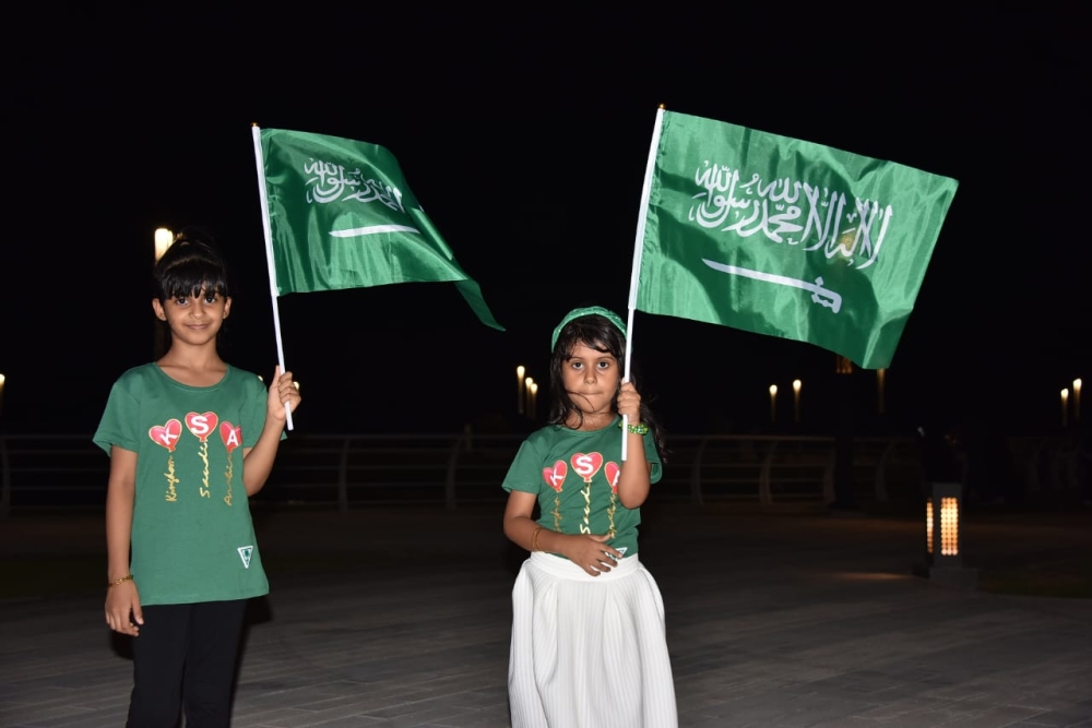 ليلة حب الوطن.. الفرحة تعم مناطق المملكة في اليوم الوطني