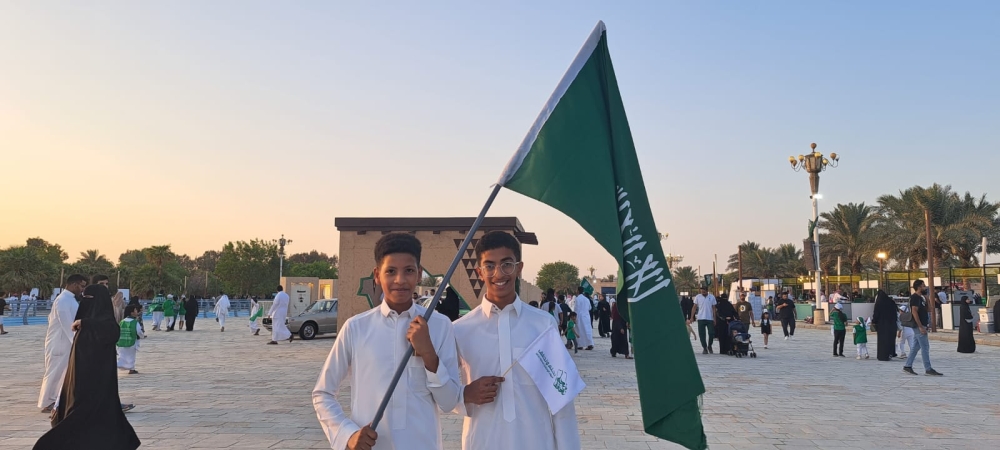 شاهد.. هكذا احتفل المواطنون باليوم الوطني الـ93