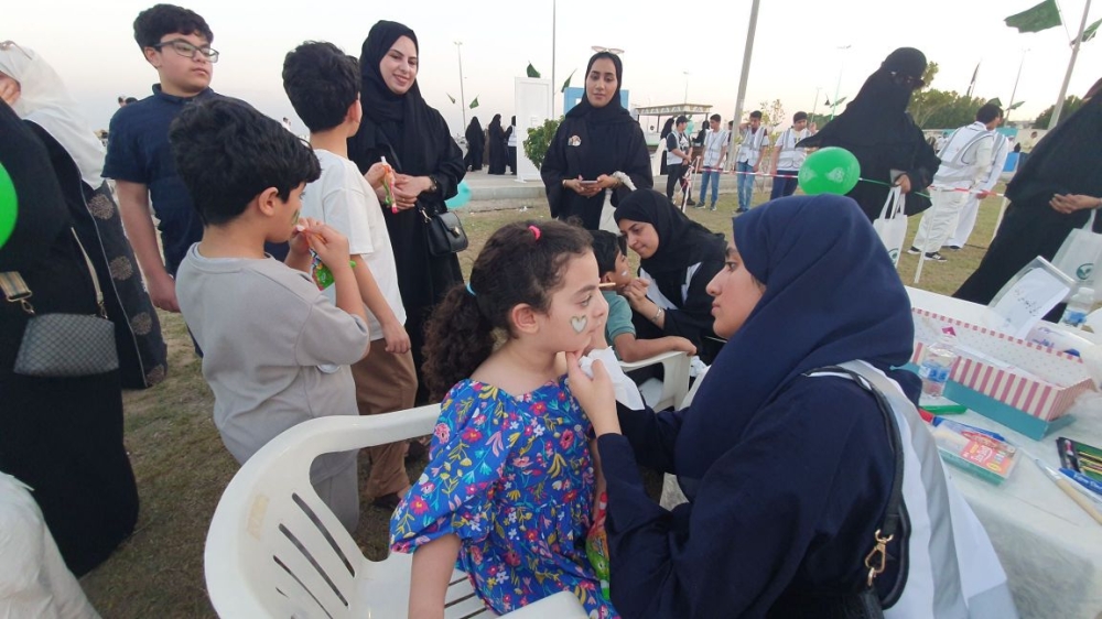 احتفال الأطفال باليوم الوطني بالرسم على الوجه- اليوم