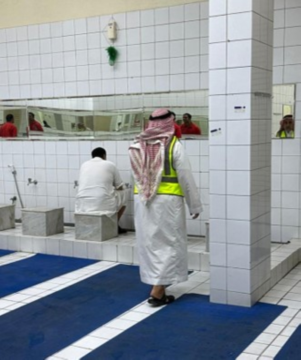 تشكيل فريق تطوعي وتدريبه لتوعية المصلين وإرشادهم - اليوم
