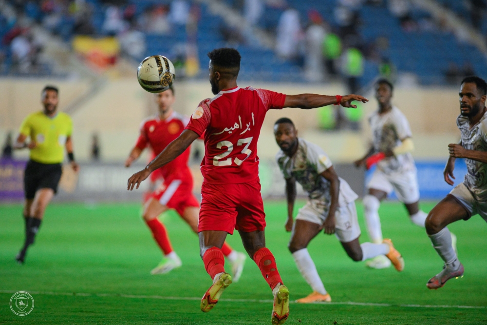 دوري يلو.. الجبلين يعطل القادسية والعروبة يتصدر