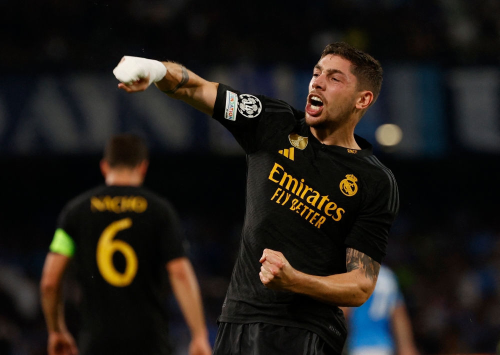 ريال مدريد يهزم نابولي بعد مباراة مثيرة