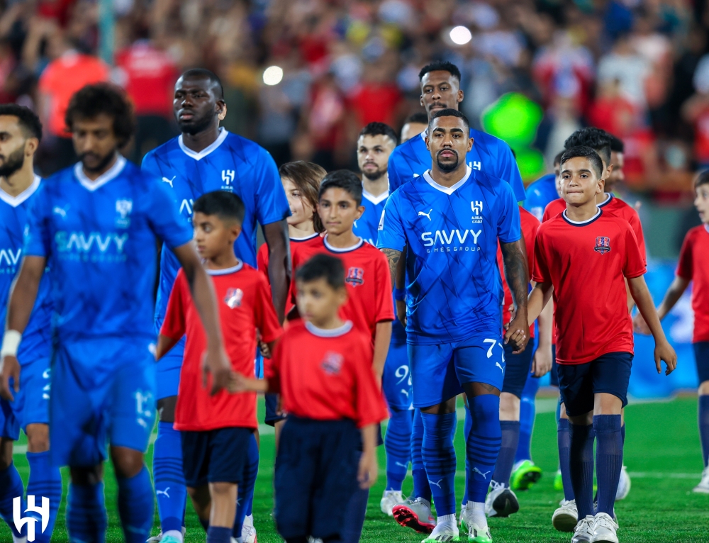 اليوم .. الهلال ضيفاً ثقيلاً على الأخدود
