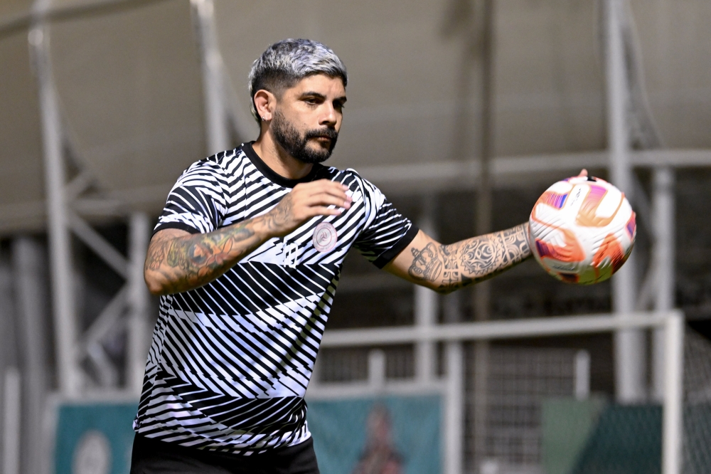 الشباب يستعد خلال التوقف بودية هجر 