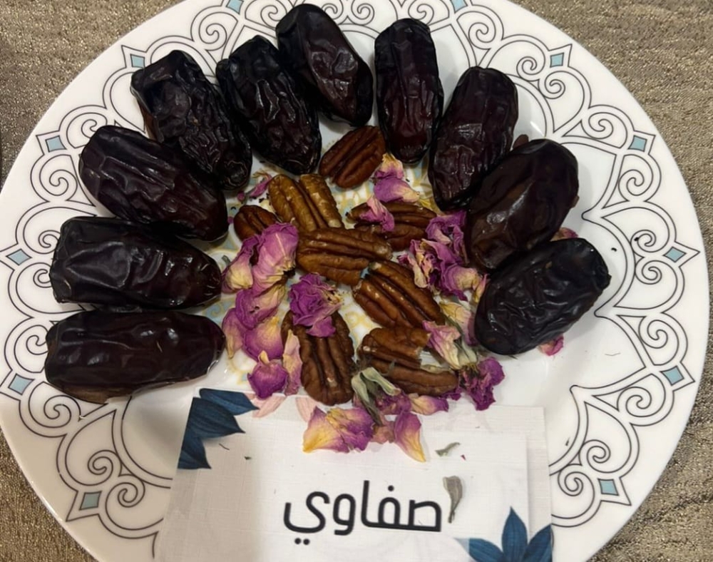 نجاح تجربة زراعة نخلة متعددة الأصناف من التمور- اليوم