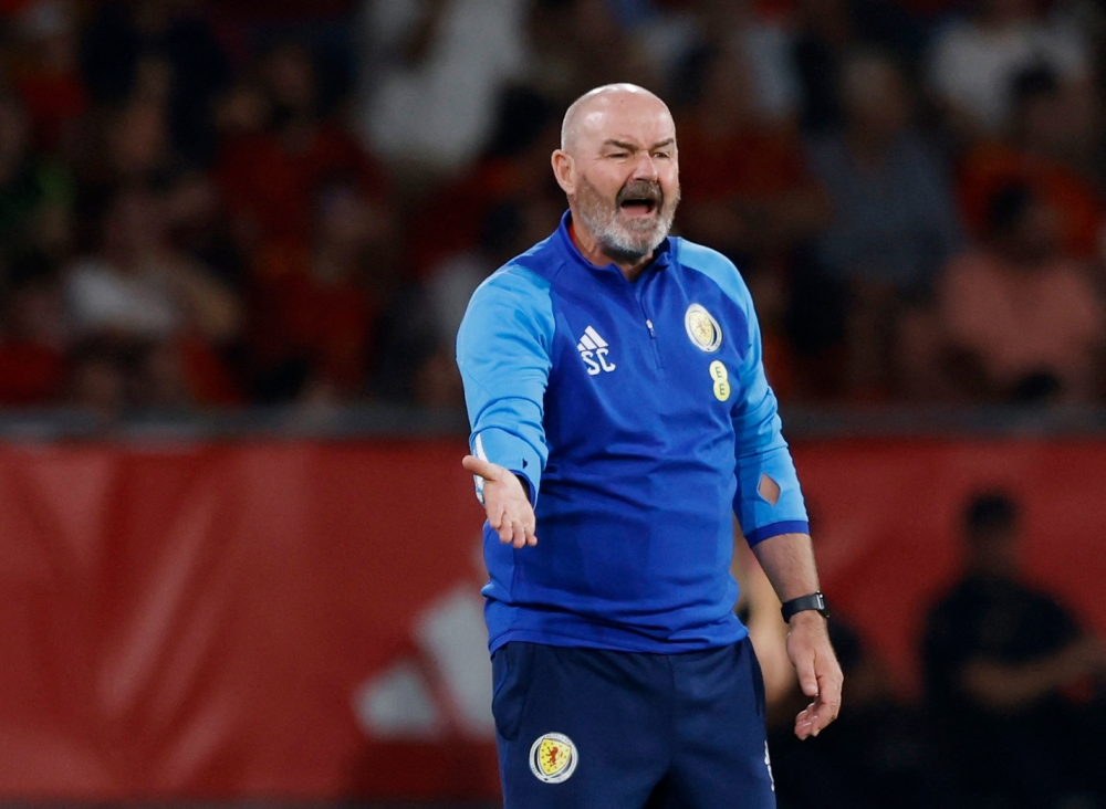كلارك يشيد بمنتخب اسكتلندا بعد تأهله لأوروبا 2024