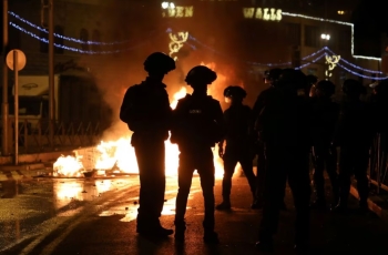 قوات الاحتلال تعتقل 102 فلسطينيًا في الضفة الغربية - رويترز