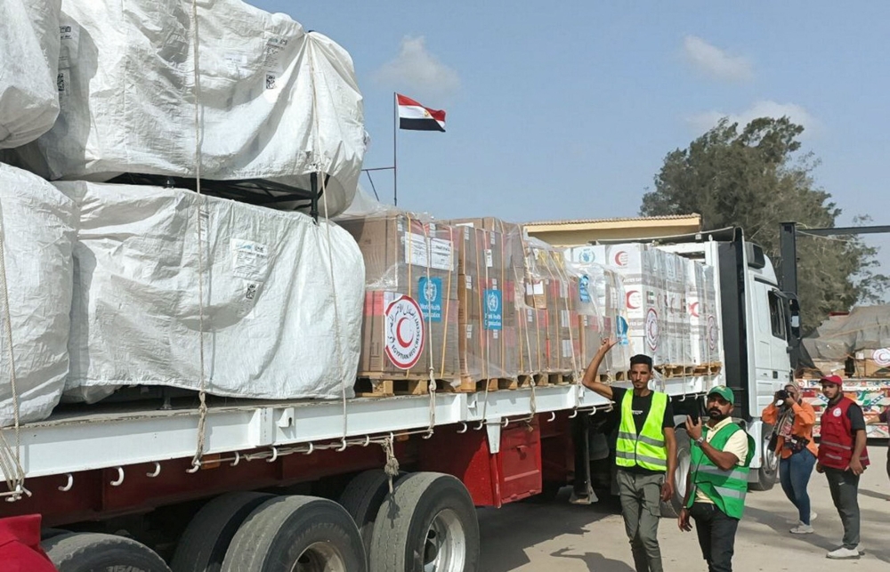 دخول ثالث قافلة مساعدات من معبر رفح إلى غزة
