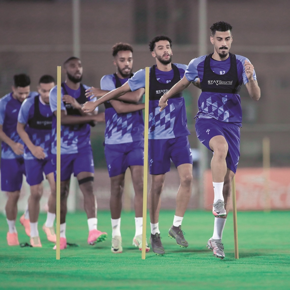 بيليتش يحث لاعبي الفتح على نقاط الرائد