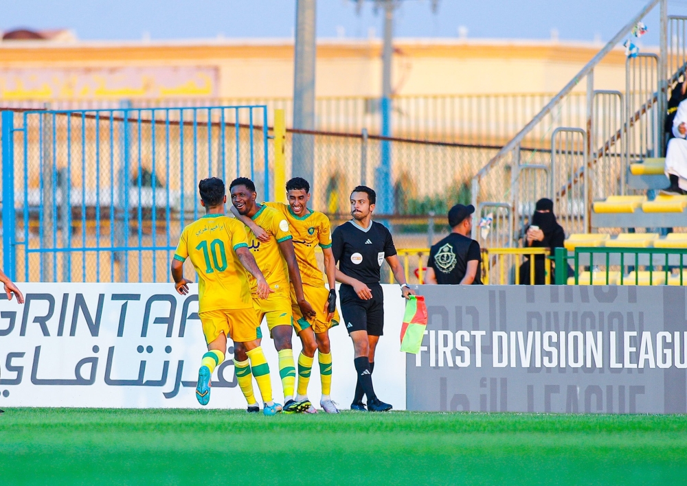 دوري يلو.. العروبة في الصدارة بنقاط القادسية