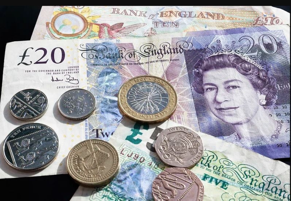 بنك إنجلترا يبقي أسعار الفائدة دون تغيير