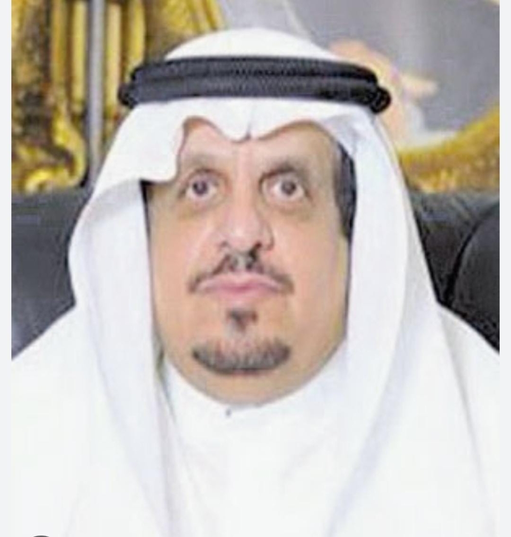 الحريقي يتلقى التعازي في وفاة والده