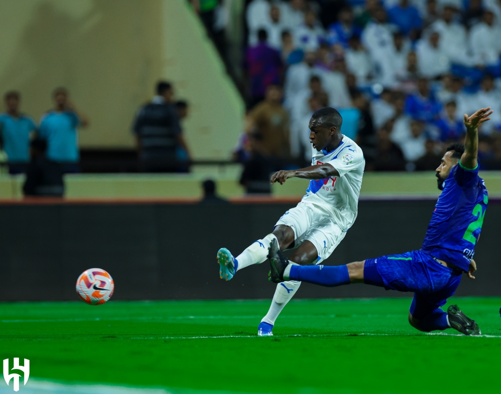 احصائيات الشوط الأول .. الفتح ضد الهلال