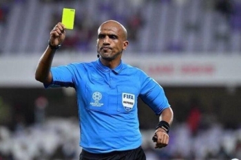 الحكم العماني أحمد الكاف - السعودية ضد الأردن 