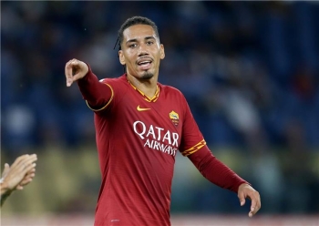 مدافع روما على ردار أندية دوري روشن