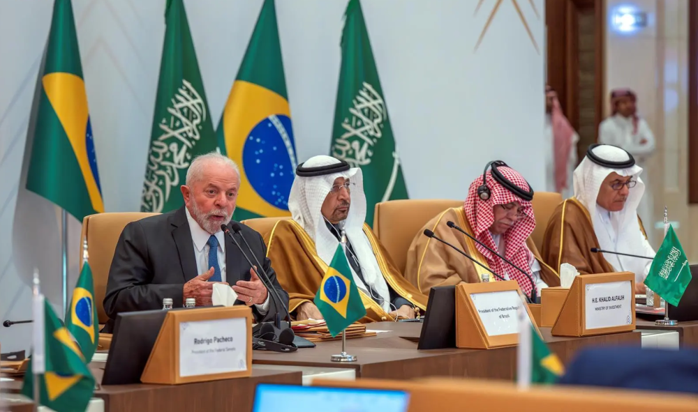 اجتماع سعودي برازيلي لبحث فرص الاستثمار