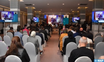 خبراء وباحثون من عدة بلدان يشاركون في المؤتمر - وكالات