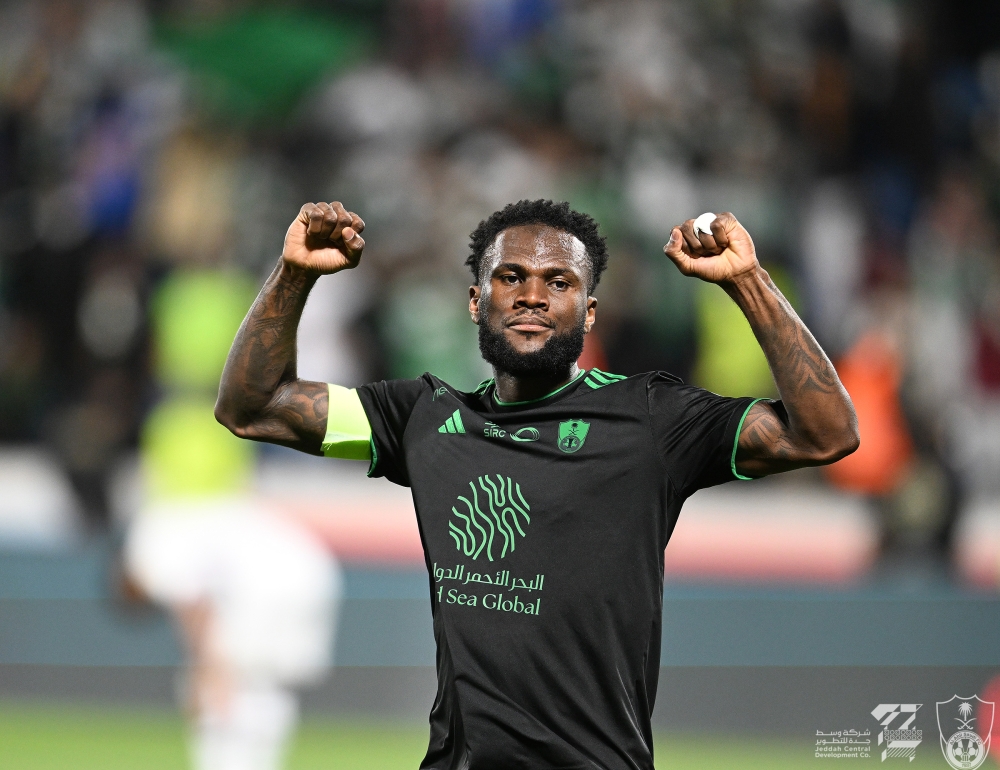 بنصف درزن.. الأهلي يفوز على أبها في دوري روشن