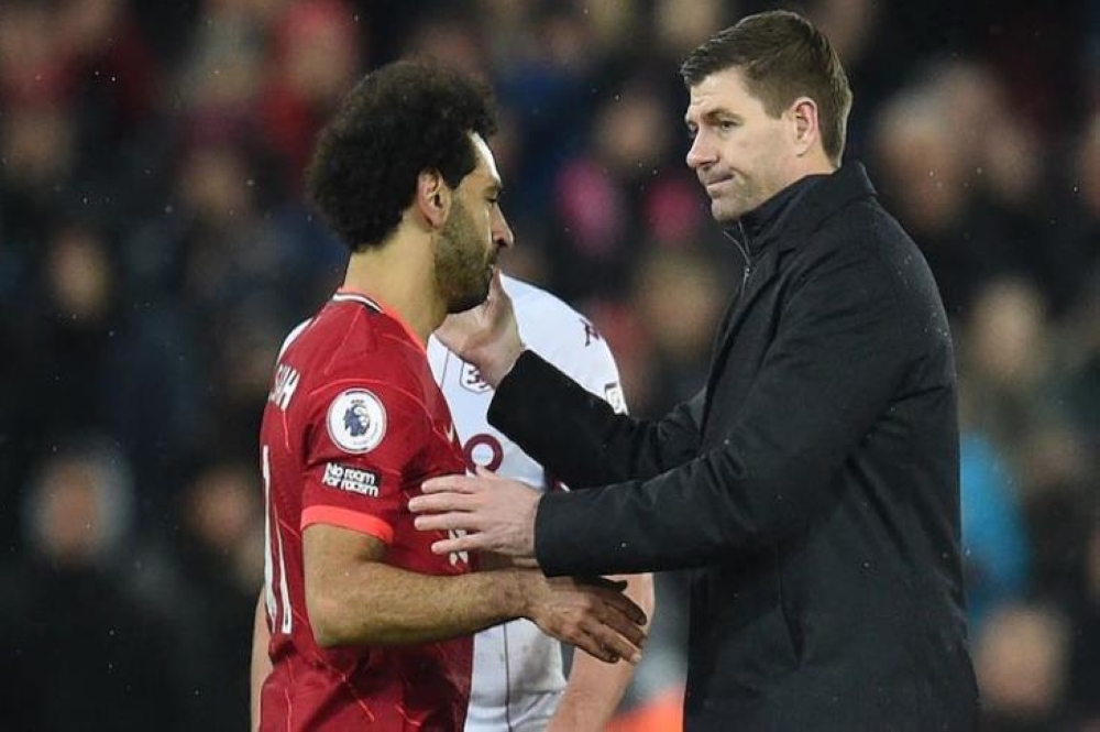 محمد صلاح يعادل رقم جيرارد مع ليفربول