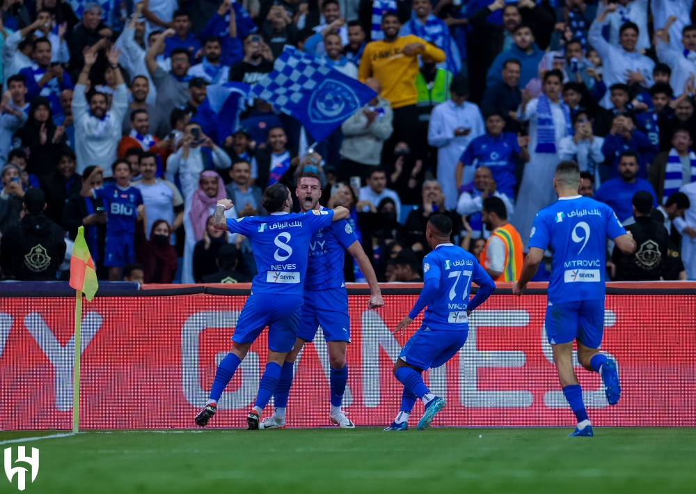 شباك الهلال.. المعادلة الإيرانية الصعبة