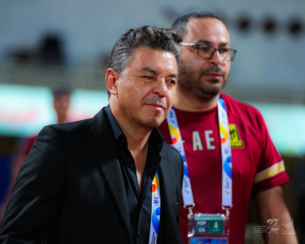 بصمات غالاردو تظهر في الاتحاد