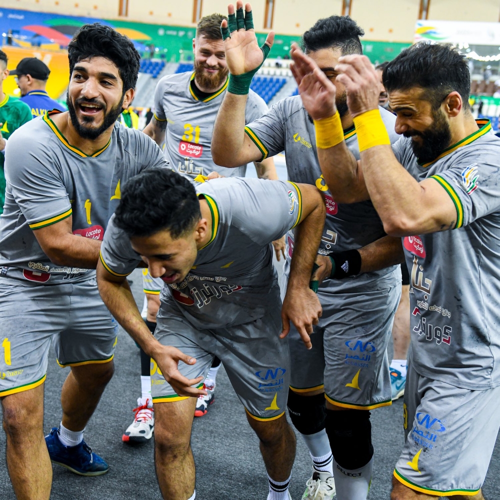 الخليج .. يهيمن على بطولات اليد