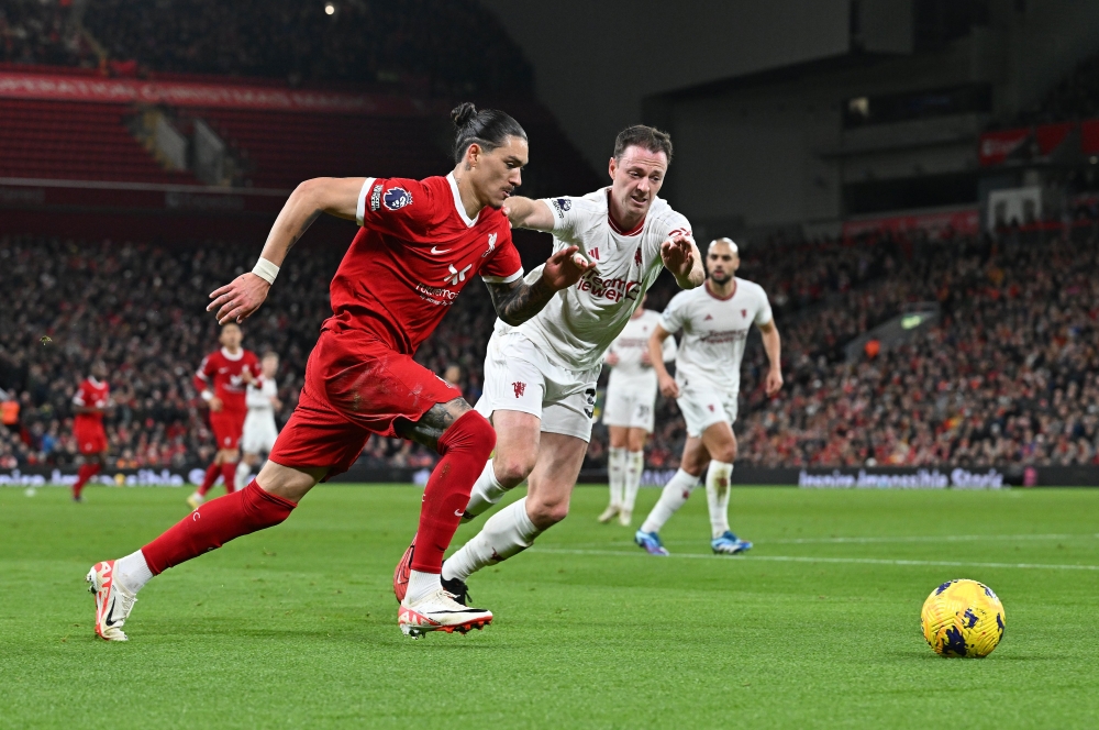 ليفربول يتعادل على أرضه أمام يونايتد