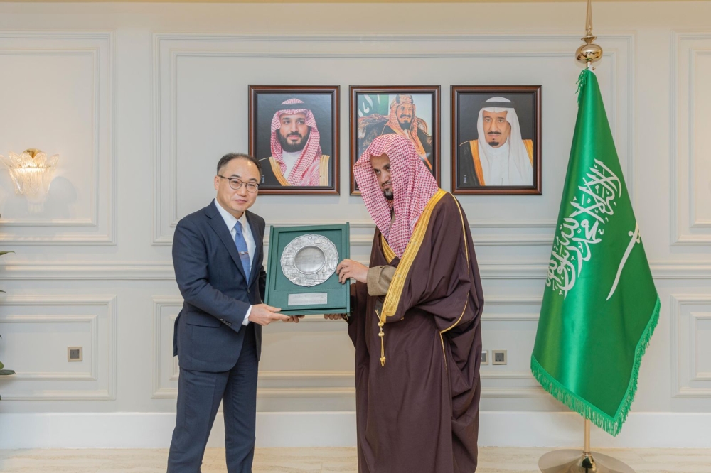 النائب العام يلتقي المدعي العام لجمهورية كوريا الجنوبية