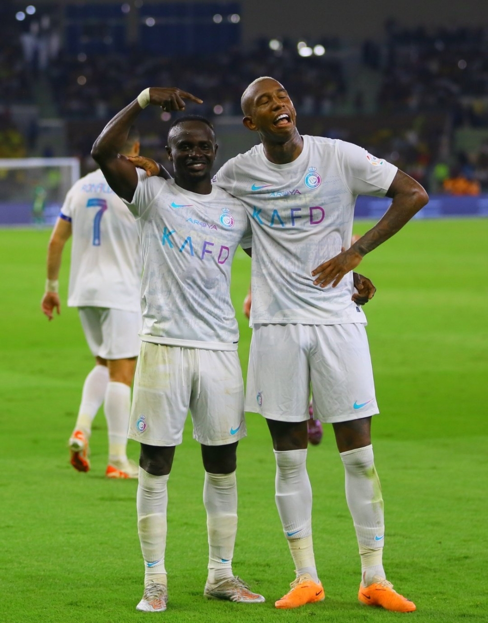 النصر يُنهي عقدة الاتحاد بحسم الكلاسيكو بخماسية
